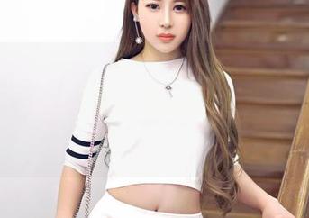 Feilin嗲囡囡 – 再等五分钟，别急！芷儿Momoko女神写真更新来临，我心脏不得安宁！