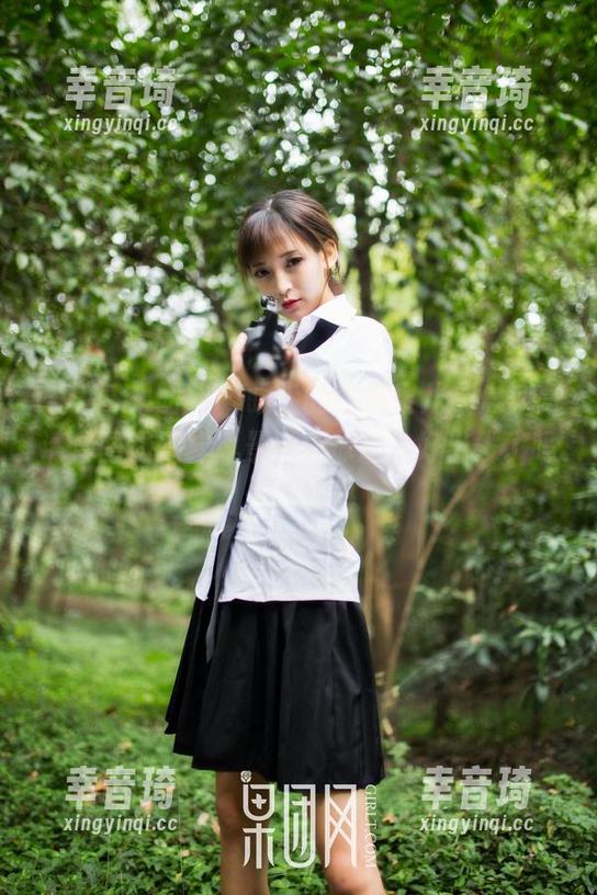 GIRLT果团网 - 眼尖的小松果儿，户外高清套图的别样风景——你准备好出发了吗？