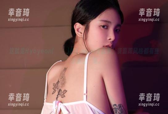 这就是Hyoyeon(김효연)的Kawaii作品集，资源跟风格都有些‘小重口’呢。