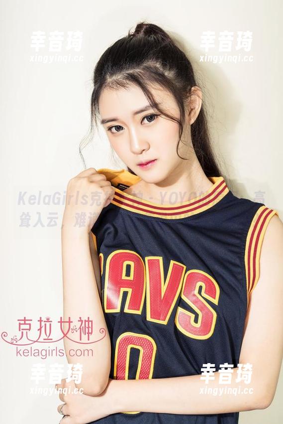 KelaGirls克拉女神 - YOYO的原图：高耸入云，难道这就是传说中的云端漫步？
