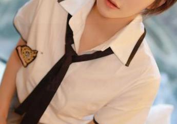 MFStar模范学院 – 何嘉颖的网袜合集：你以为她只会穿袜子？不，她还会上演一出视觉大戏！