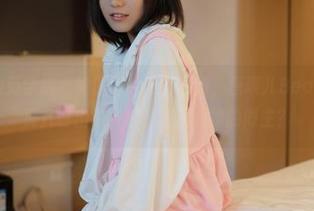 MFStar模范学院 – 她的修女美图更新，唐琪儿Beauty，你打算几时出道，搞个清规戒律的博主？