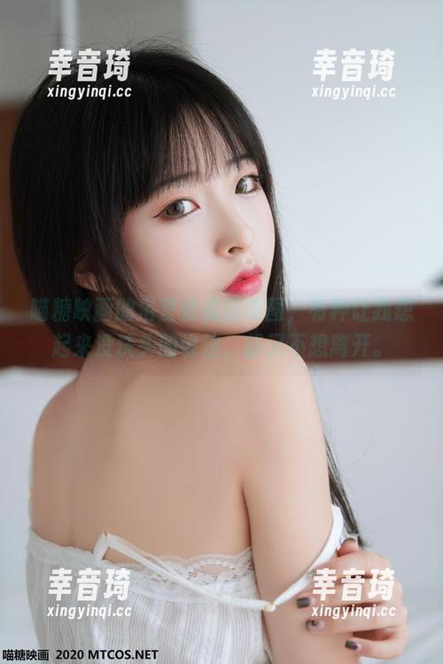 喵糖映画的浴室体操服美图，有种让我想起来没洗头的说法，却又不想离开。