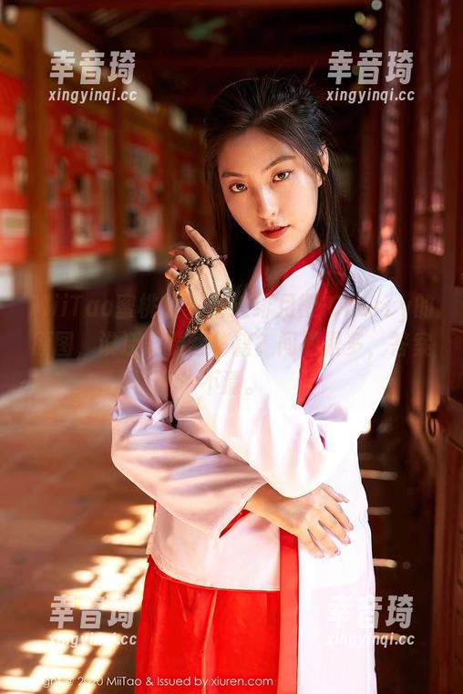 MiiTao蜜桃社 - 看过绯月樱-Cherry的原图，谁还需要翻秘籍？问题很多，答案不清。