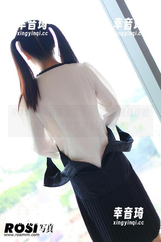 ROSI一波最新浴室作品，大胆挑战你的想象，浴缸里发生了什么？
