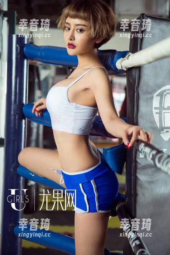 UGirls尤果网 - 高跟鞋与壁纸：王瑞儿让你重新定义“高低搭”