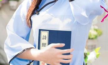 UGirls尤果网 – 齐贝贝的少女精选，感慨，这少女到底藏了多少青春的叛逆？