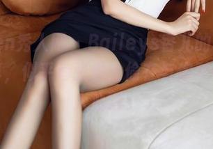 Xiuren秀人网 – Baileys香儿的秘密私房写真，似乎每张都偷偷在与你对视，让人心颤。