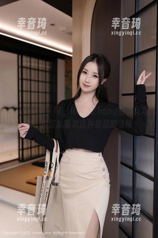 Xiuren秀人网-HeyuZhang Xiuren秀人网 - HeyuZhang的修女写真,偏偏就喜欢这种禁忌的清纯