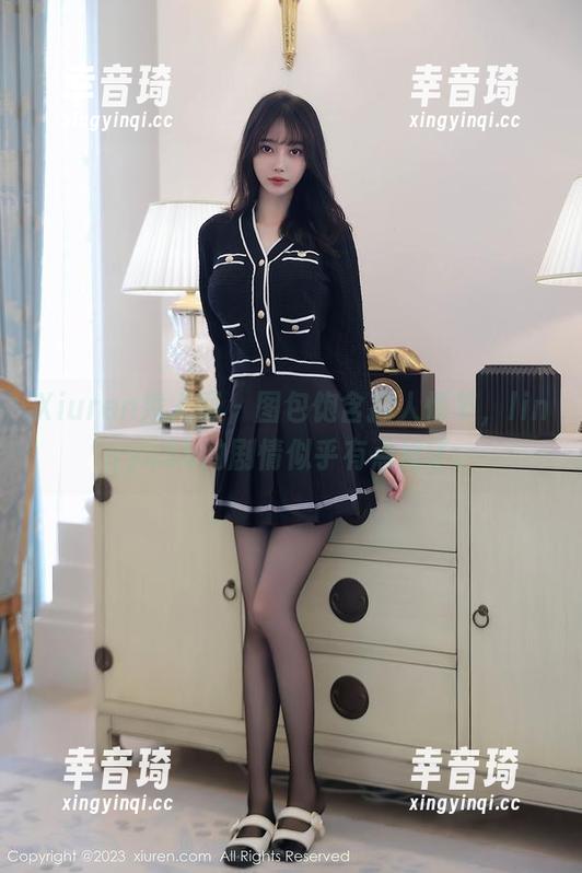 Xiuren秀人网-lingyu69 Xiuren秀人网 - 图包饱含撩人情节,lingyu69的剧情似乎有点过了。