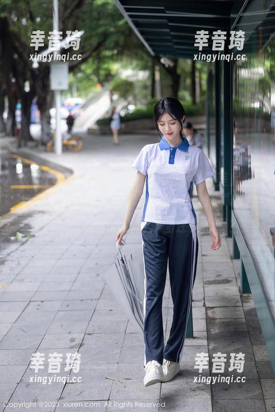 Xiuren秀人网 - 星星baby今日美足合集又来了，更新内容让人不自觉地“咽口水”......唉，你说这是图还是心呢？