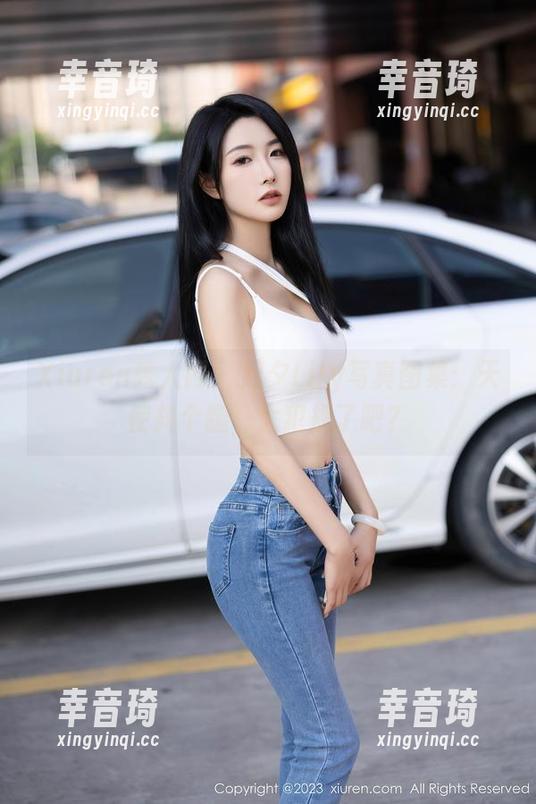 Xiuren秀人网 - 月夕Lily写真图集：天使抖个腿，太犯规了吧？