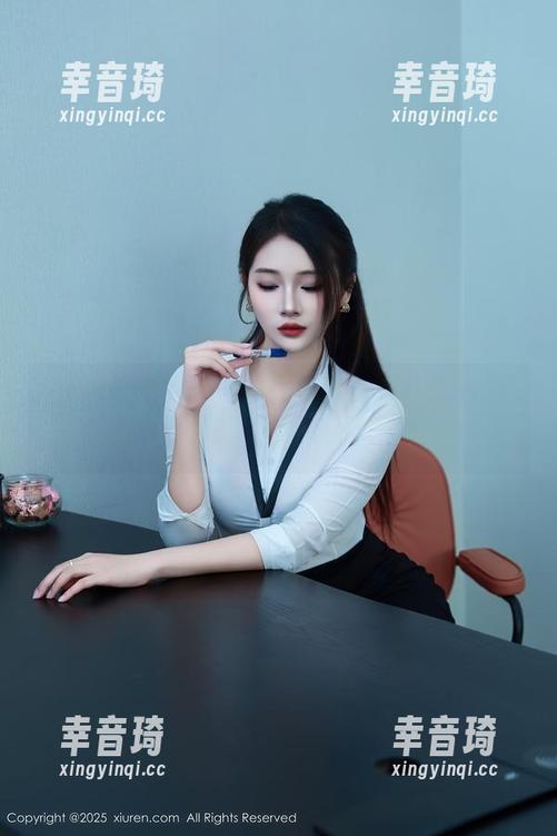 Xiuren秀人网 - 林悠悠兔女郎写真，我可能想入非非了，精选又来一波！