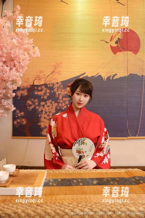Xiuren秀人网 - 免费来翻金妍兮的礼服图册，看看如何穿出个性又不失优雅。