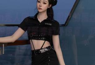 Xiuren秀人网 – 不可思议的黑丝美图，顾楚楚总能给我带来意外惊喜，这个视觉冲击力太强