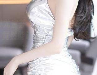YouMi尤蜜荟 – Cris_卓娅祺的高清粉色写真，竟然能让我这么认真地思考“粉”这个字的意义？