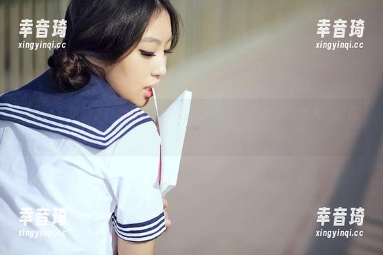 aiss - 更新了！女仆索菲的日常：从没见过她这么迷人，原图请自取
