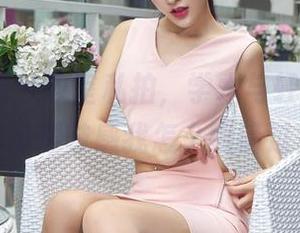 aiss – 若兮教室私拍，学术与轻松之间，那份暧昧感我怎么能错过？