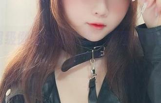 依依超级懒的白兔软软，原图像极了糖果，太甜了吧？