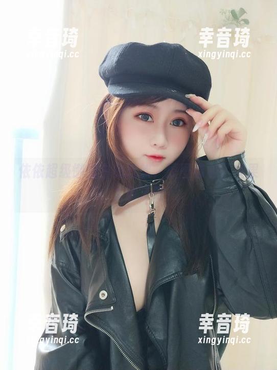 依依超级懒的白兔软软，原图像极了糖果，太甜了吧？