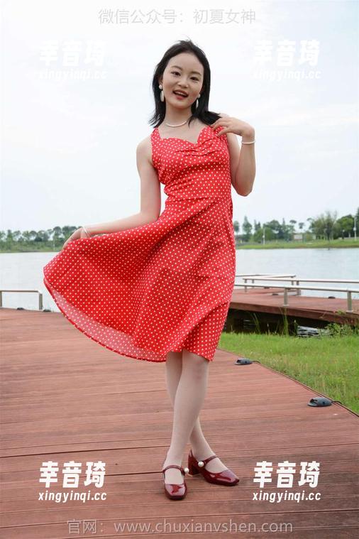 初夏女神-依依 初夏女神 - 依依的寒冬旗袍风:高清作品集,左看右看都好看!