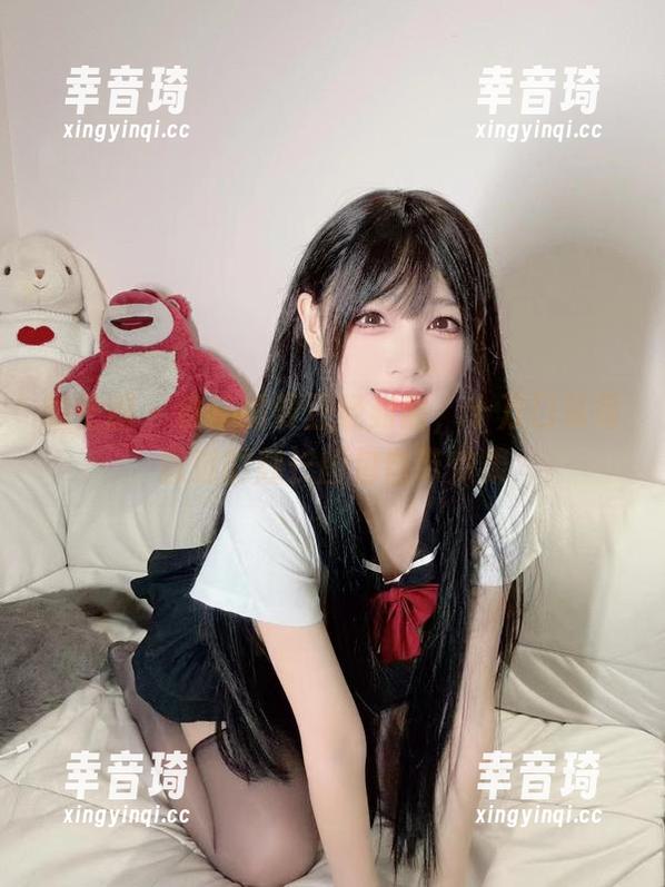 微密圈 - 谁还需要正经封面，十万口草莓粥粥的舰长图包自带效果