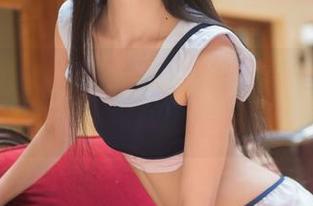 头条女神 – 更新！曼苏拉娜的JK图集，似乎带我回到了校园时光。