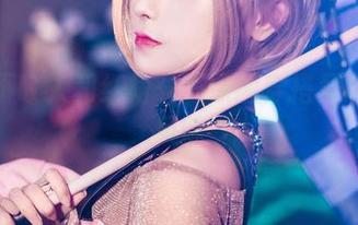 奶狮不咬人和红裙——原图穿搭竟有这番风味