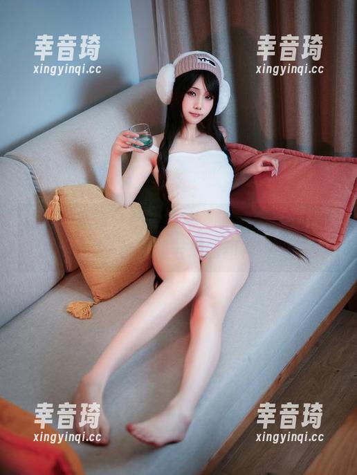 嫣嫣子 嫣嫣子新作,双子姊妹,照片里怎么总有一种若隐若现的甜?