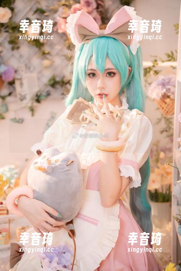 当她是我女友，安曜曜的写真集怎么能缺少呢？