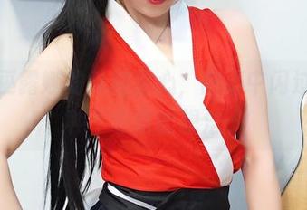 小女巫露娜的私拍甜心，脑海中闪过的各种不靠谱的想法…