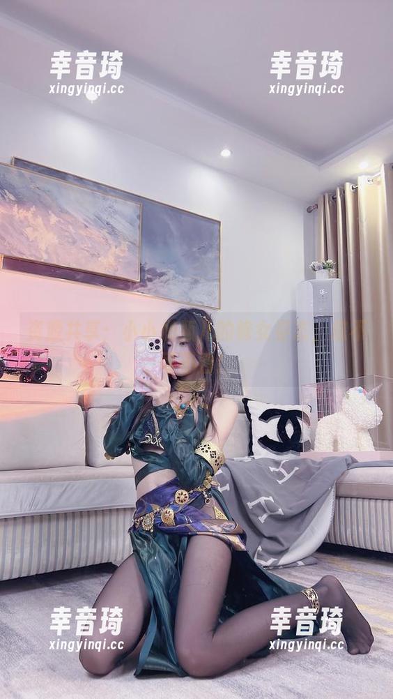 资源共享：小小奶瓶儿的修女姿态，您不可不看！
