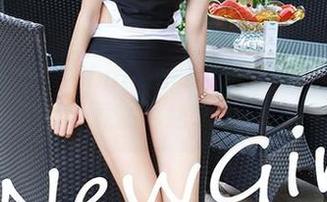 尤物馆 – 木木hanna的最新套图：你的秘书，竟然也是个潮娃！