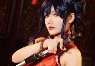 想象一下，巴鲁巴鲁BaRu的写真带着乌尔里希·冯·胡滕的影子，结果……哈哈，这得咋形容？