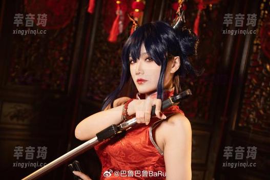 想象一下，巴鲁巴鲁BaRu的写真带着乌尔里希·冯·胡滕的影子，结果……哈哈，这得咋形容？