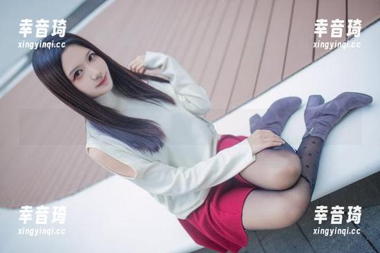 在希希_啾的眼里，女上司的休息时光就是一个cos资源秀！
