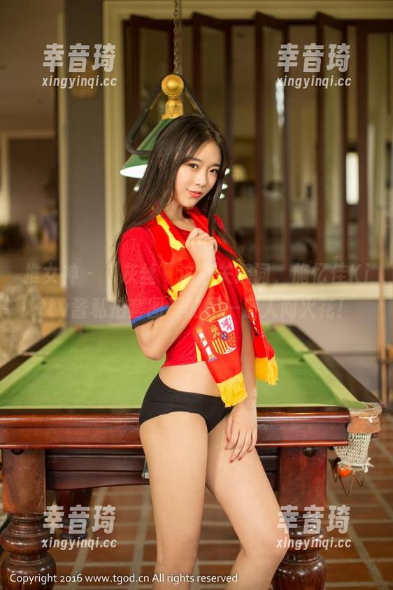 推女神 - “灰丝”这个关键词，施忆佳Kitty酱私拍套图真的是一波人间火花！