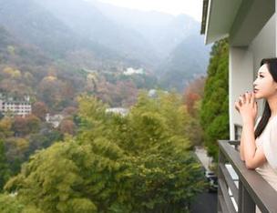 推女神 – 更新啦！看雪Baby怎样在旅行中把风景与自我层层叠加！
