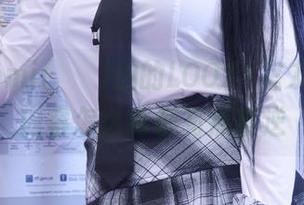 普美Bomi(보미)拍的LOOZY室友，写真内容怎么看都有点叛逆