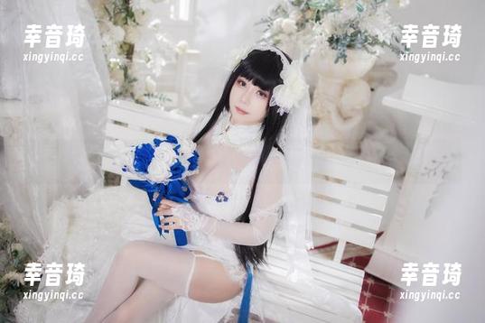 “末夜787”的荧光制服：合集里的每张图片都在快速发光！