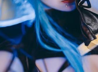 末夜787的内衣跟cos，难道暗示了什么特别的事情？