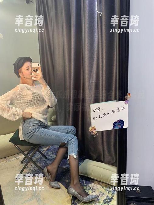 微密圈 - 杨大乐乐很靠谱黑白合集，看起来清新脱俗，实际有点儿小心机。