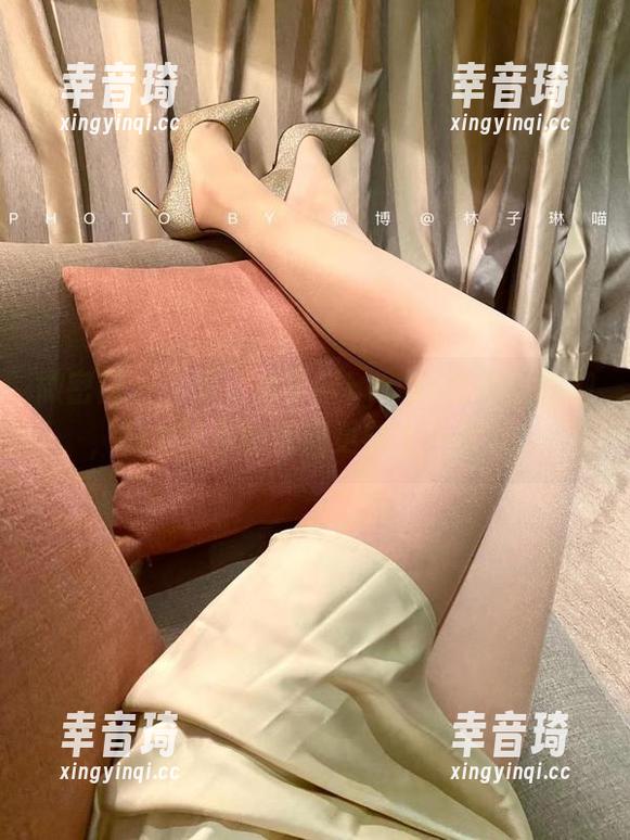 微密圈 - 看吧，林子喵Lynne在线的瑜伽，只为让你的美图更新上一层皮！