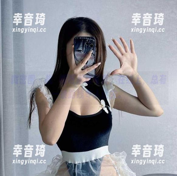 微密圈 - 桃沢樱呀黑丝写真，在线上，总有一条路线令人迷失。