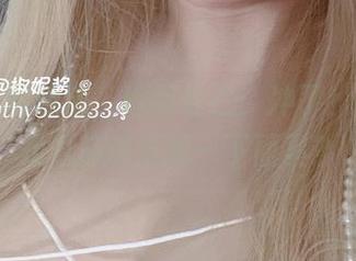 清纯套图精选，椒妮佐仁：冲了！我是不是也应该尝试一下面具？