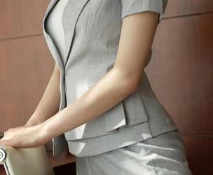 模范学院 – 无圣光的唐琪儿Beauty妹妹，居然在图片里藏着些微微的不一样？