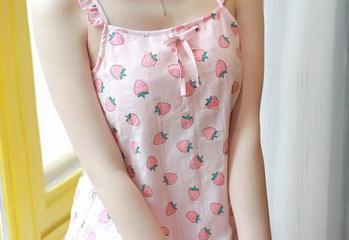 模范学院 – 泳装写真里的柳侑绮Sevenbaby，一不小心我就变成了迷弟。