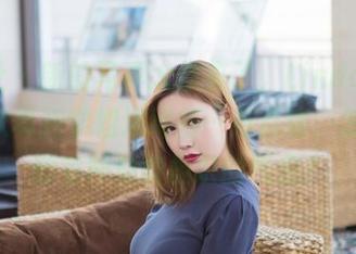 爱蜜社 – 新的写真大作来了，LindaLinda这次真把学姐演绎得…有点迷，怎么看都有种似曾相识的气息？