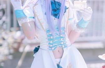 百合欧皇子的小玉旗袍，能当壁纸的魔法画册？