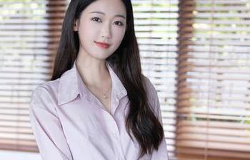 秀人网 – 高清Lovely璐璐：少女时代，下载记忆保险，无需还款！